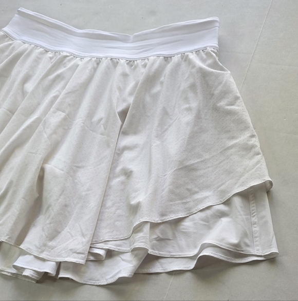 Lululemon Court Rival Skirt - Picture 6 of 16